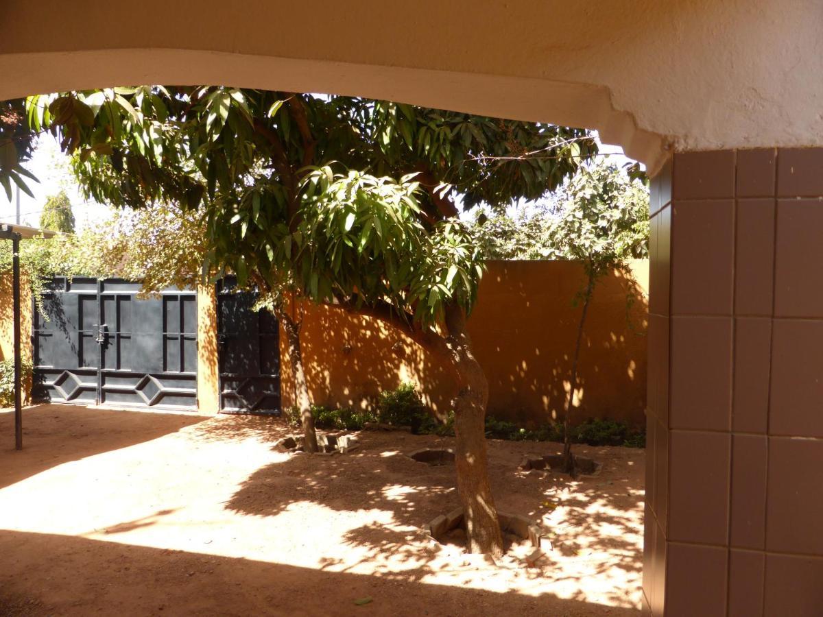 Bien Etre Villa Ouagadougou Exterior photo